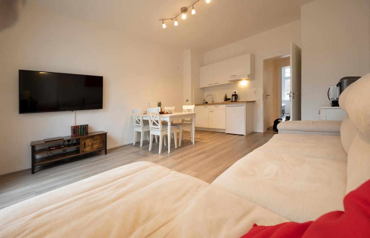 Jaybnb - Apartment Direkt Am Hafen Mit Terrasse Und Uhd Tv 도르트문트 외부 사진